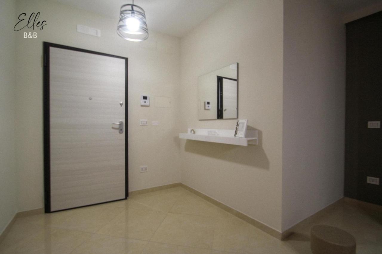 בארלטה B&B Elles Con Parcheggio Interno מראה חיצוני תמונה